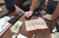 СБУ задержала на взятке двух руководителей МРЭО ГАИ Киева