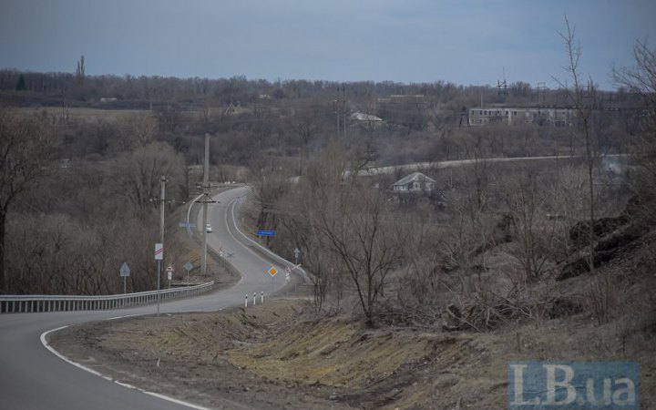 Ворог взяв під контроль Комишуваху, Гірське і Золоте. Тривають бої, – Громов
