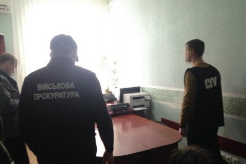 ​Руководителя Госэкоконтроля в Житомирской области задержали на взятке 