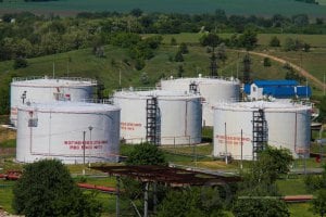 Кипрские инвесторы "Укрнефти" требуют от Украины $5 млрд