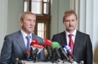 Попов признался, что слышит Черновецкого только по телефону