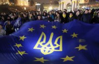 «Нас просто оточили і почали жорстоко бити лише за те, що ми там знаходилися», – свідчення поетки у справі про розгін Майдану