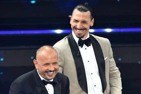 Геи Италии обиделись на Ибрагимовича после его шуток на музыкальном фестивале в Сан-Ремо