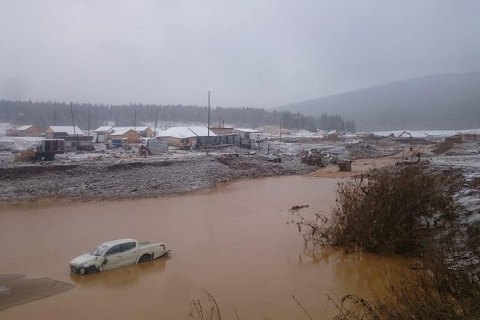 Прорыв дамбы под Красноярском произошел из-за нарушений при добыче золота
