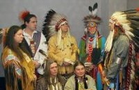В Канаде 11 человек в выходные совершили попытку самоубийства в поселении индейцев