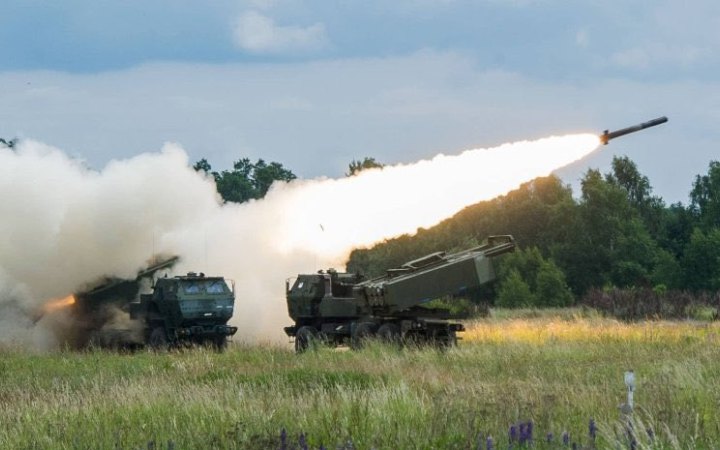 В Україну прибули чотири РСЗВ HIMARS, − Резніков