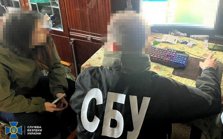 ​СБУ затримала трьох блогерів, які "зливали" позиції Сил оборони 