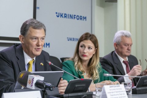 США предоставили Украине оборудование для вещания на оккупированные территории