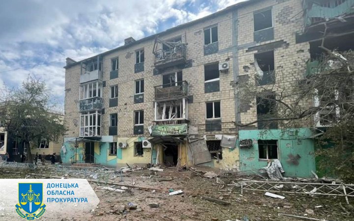 Росіяни обстріляли Торецьк авіабомбами та з мінометів, поранено шестеро людей