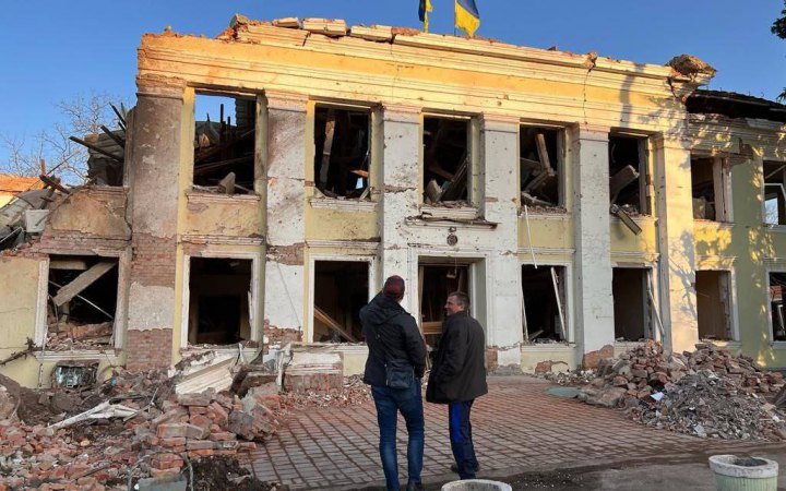 "Охтирка зазнає серйозних втрат": вдень місто обстріляли
