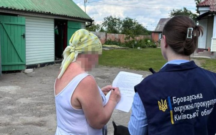 У Броварах посадовицю служби у справах дітей притя