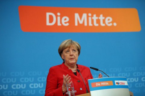 Меркель призвала ЕС сохранять единство