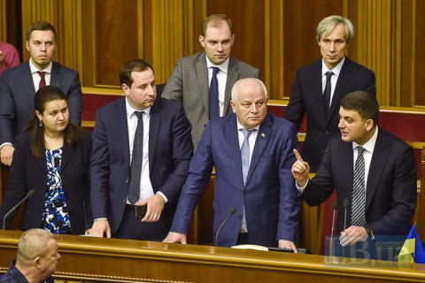 Гройсман: Кабмин продолжит работу в нынешнем составе, несмотря на развал коалиции