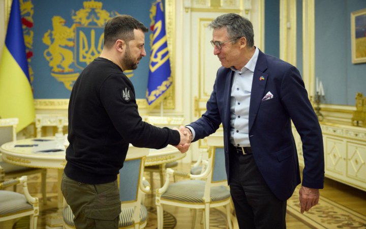 Зеленський і ексгенсек НАТО Расмуссен обговорили рух України до вступу в Альянс