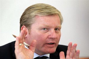 Министра культуры Нижней Саксонии заподозрили в списывании диссертации