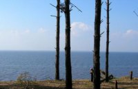 Песіонерка чотири рази "мінувала" дамбу Київського водосховища