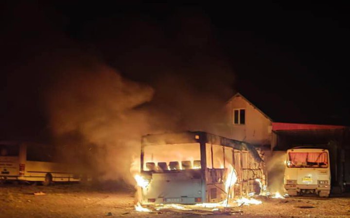 Росіяни знову обстріляли Нікополь на Дніпропетровщині