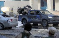 Бывшие ливийские революционеры уже воюют между собой