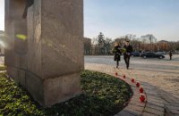 Зеленский с супругой почтили память жертв Голодомора