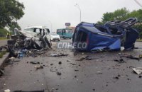 На Броварському проспекті у Києві троє людей загинули в ДТП