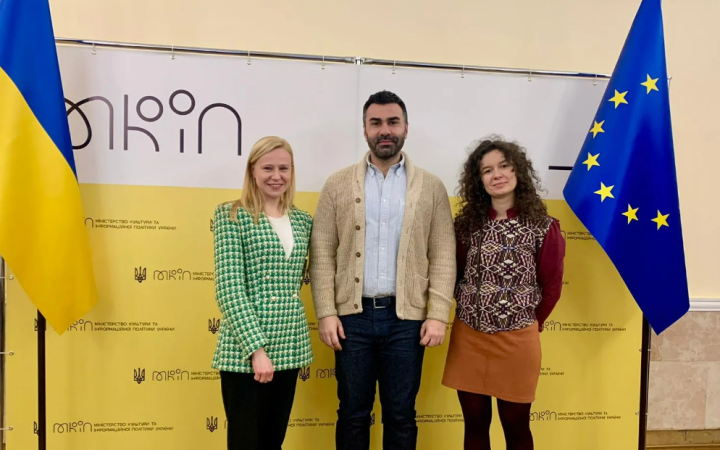 Мінкультури і ЮНЕСКО планують у цьому році створити простори для психологічної підтримки в 15 бібліотеках у 6 регіонах