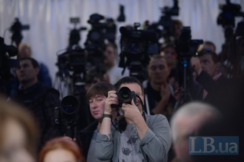 Кабмин запретил проверки СМИ на время выборов