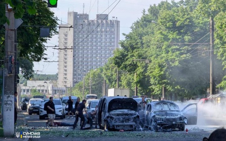 СБУ заочно повідомила про підозру 4-м рашистам, які командували ударами «Градів» по центру Сум у 2025 році