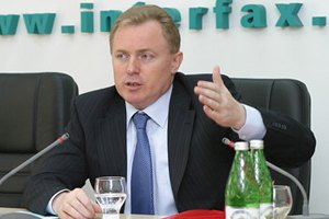 Скандальный экс-губернатор просит Януковича о трудоустройстве
