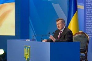 Янукович дал интервью украинским телеканалам