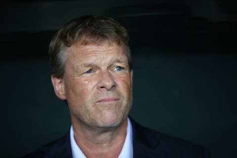 "Фенербахче" уволил главного тренера по телефону