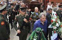 Российского полковника, убившего чеченку, похоронили с почестями