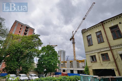 В Кабмине решили проверить скандальные киевские стройки