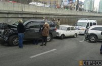 В Киеве скорая с военными попала в ДТП