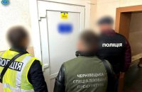 На Буковині голову ВЛК підозрюють у вимаганні хабаря від пораненого військового за встановлення інвалідності