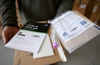 У Латвії на кордоні затримали вісьмох українців з підробленими тестами на ковід