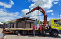 Через спалах сальмонельозу в Києві демонтували точку з продажу шаурми