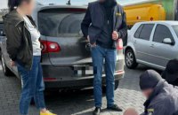 На Буковине мужчин призывного возраста отправляли за границу за 4500 долларов