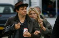 Кейт Мосс вышла замуж за гитариста The Kills