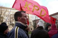 Декомунізація: вчимося на чужих помилках