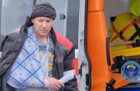 Україна повернула додому з РФ 12 полонених, серед них п’ятеро важкопоранених