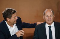 "Трохи пізно, але принаймні зараз це сталося", – міністр економіки Німеччини про рішення надати танки Україні