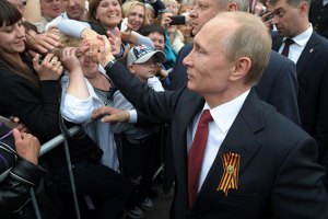 Російський народ постраждав від репресій більше, ніж кримські татари, - Путін