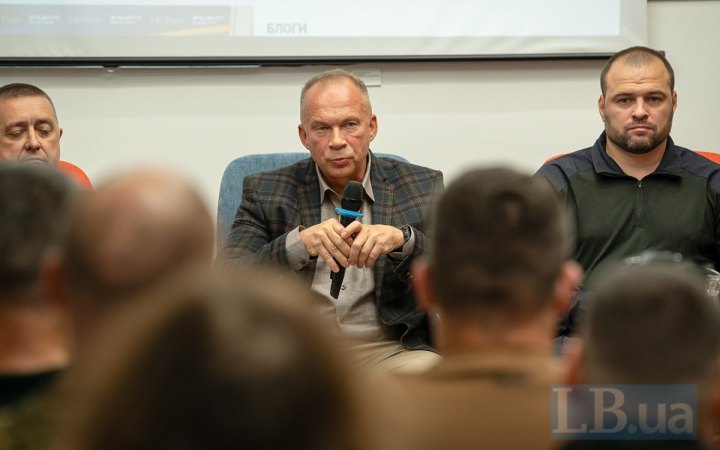 «На 12–15 пострілів противника ми могли відповісти одним». Олександр Сирський про Харківську операцію і війну майбутнього 