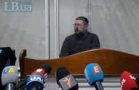 Суд решил избирать меру пресечения Ежову в закрытом режиме