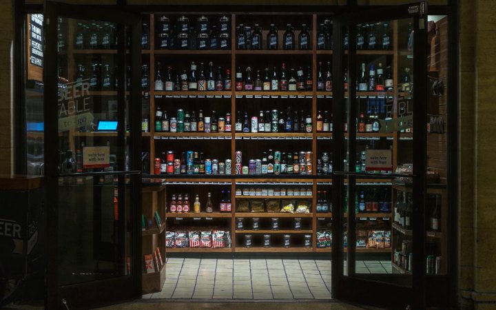 ​У Києві з 27 березня дозволять продавати алкоголь у магазинах із 11:00 до 21:00