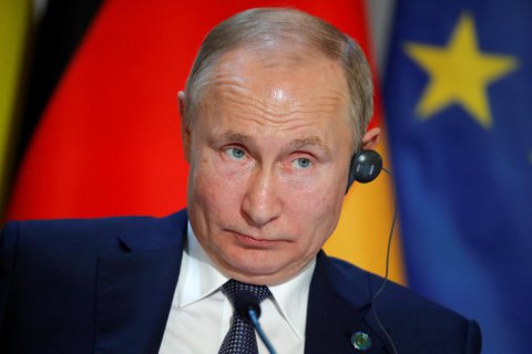 Конституционный суд России одобрил реформу, которая позволит Путину остаться у власти до 2036 года
