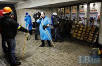Из столичного метро уберут экраны с рекламой