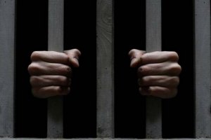 Сотни курдов в тюрьмах Турции объявили голодовку