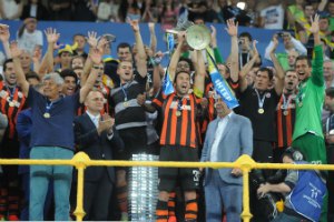 "Шахтер" впервые "чисто" обыграл "Динамо" в Суперкубке