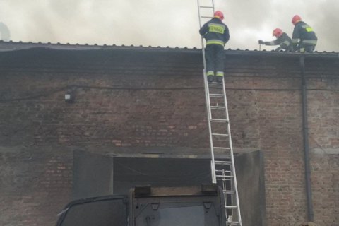В Нежине произошел пожар на мебельной фабрике